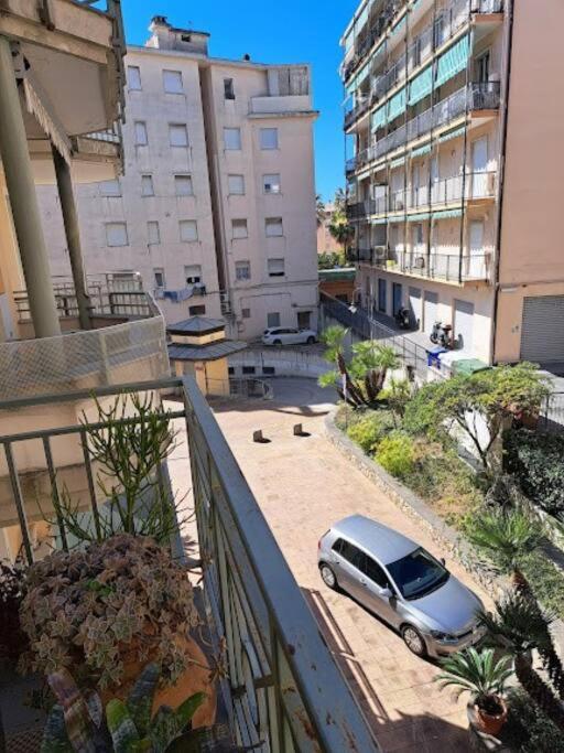 Ferienwohnung Centrale Vicino Spiagge E Ciclabile + Box-Auto ! Taggia Exterior foto